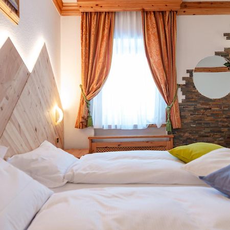 Hotel Ciamol Campitello di Fassa Luaran gambar