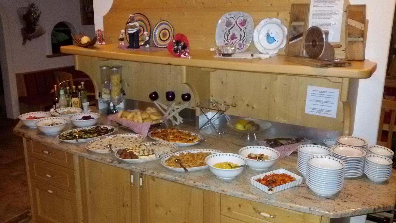 Hotel Ciamol Campitello di Fassa Luaran gambar