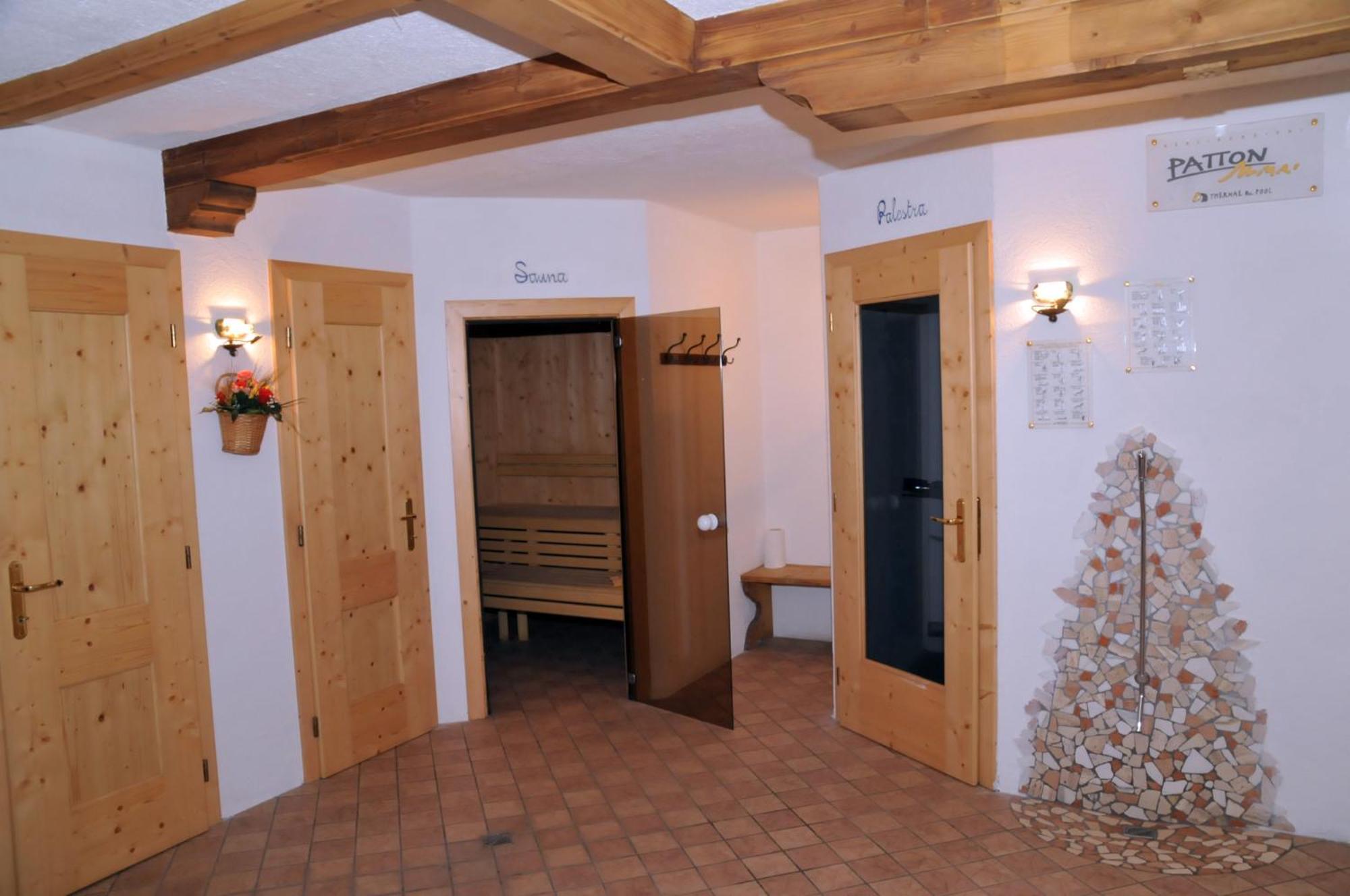 Hotel Ciamol Campitello di Fassa Luaran gambar