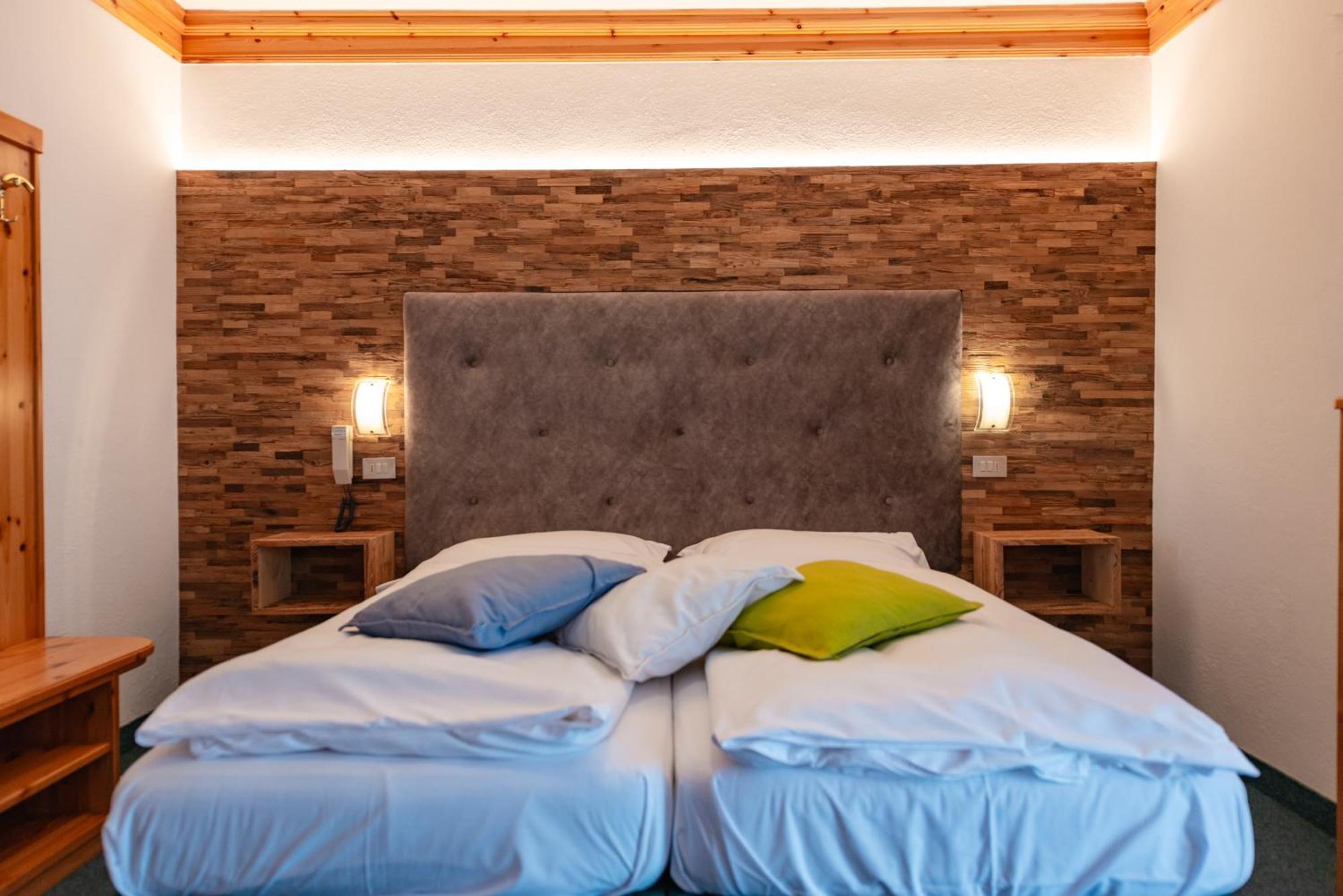 Hotel Ciamol Campitello di Fassa Luaran gambar
