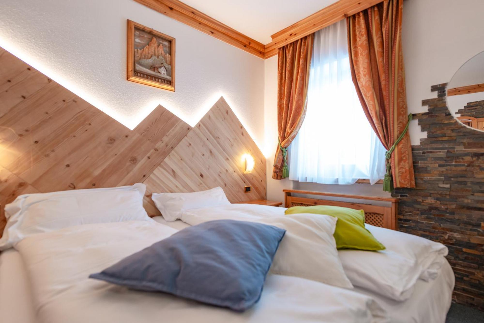 Hotel Ciamol Campitello di Fassa Luaran gambar
