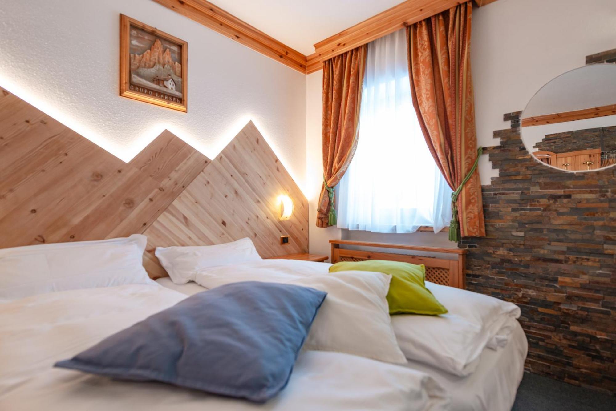 Hotel Ciamol Campitello di Fassa Luaran gambar